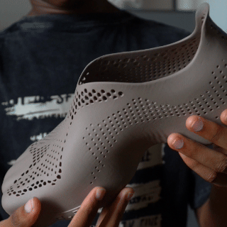 ALTERLAB breathable lattice shoe in motion